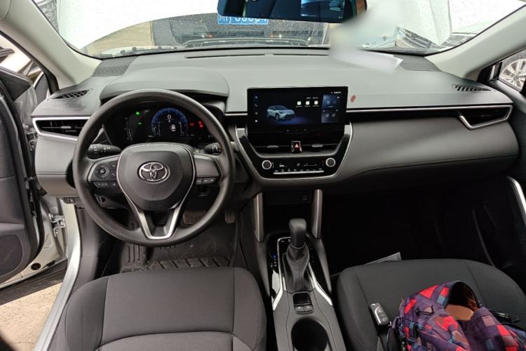 Used Toyota FRONTLANDER 2023 2.0L CVT Elite Edition Center Console