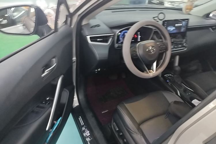 Used Toyota FRONTLANDER 2023 2.0L Smart Electric Hybrid Dual-Engine Luxury Edition Driver Seat