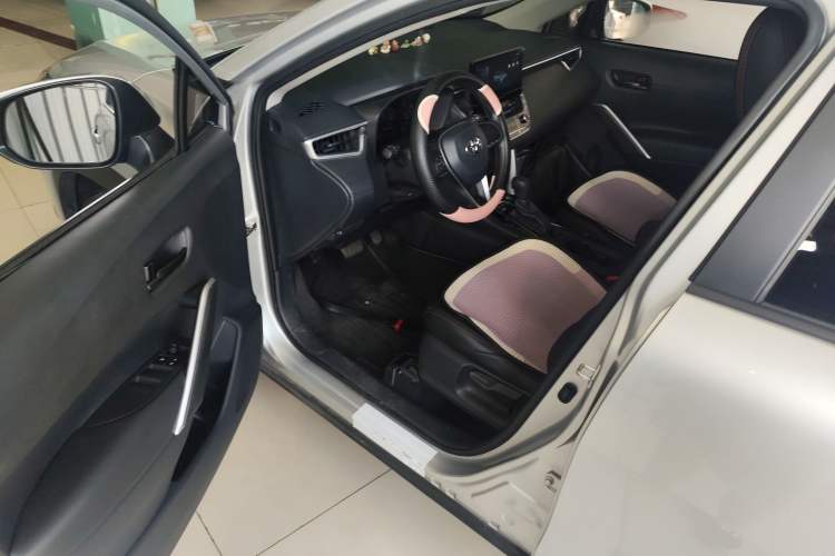 Used Toyota FRONTLANDER 2023 2.0L CVT Elite Edition Driver Seat