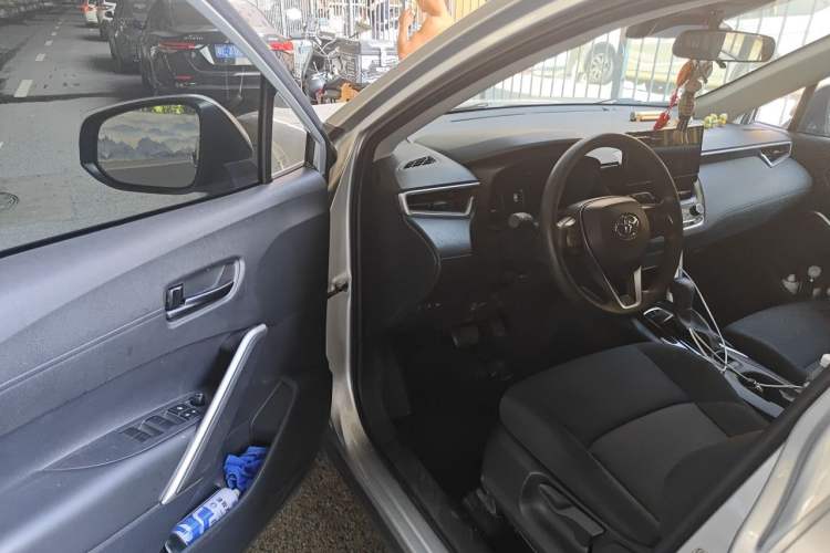 Used Toyota FRONTLANDER 2023 2.0L CVT Leading Edition Driver Seat