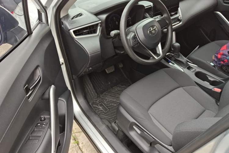 Used Toyota FRONTLANDER 2023 2.0L CVT Elite Edition Driver Seat