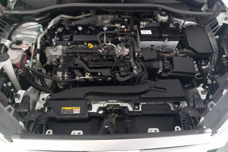 Used Toyota FRONTLANDER 2023 2.0L CVT Elite Edition Engine Bay