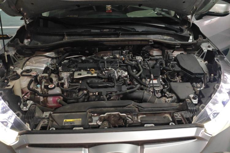 Used Toyota FRONTLANDER 2023 2.0L Smart Electric Hybrid Dual-Engine Luxury Edition Engine Bay