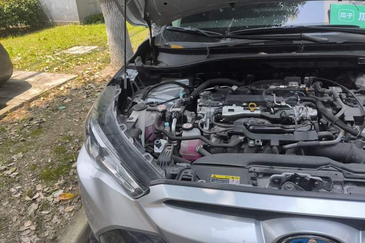 Used Toyota FRONTLANDER 2023 2.0L Smart Electric Hybrid Dual-Engine Leading Edition Engine Bay Right