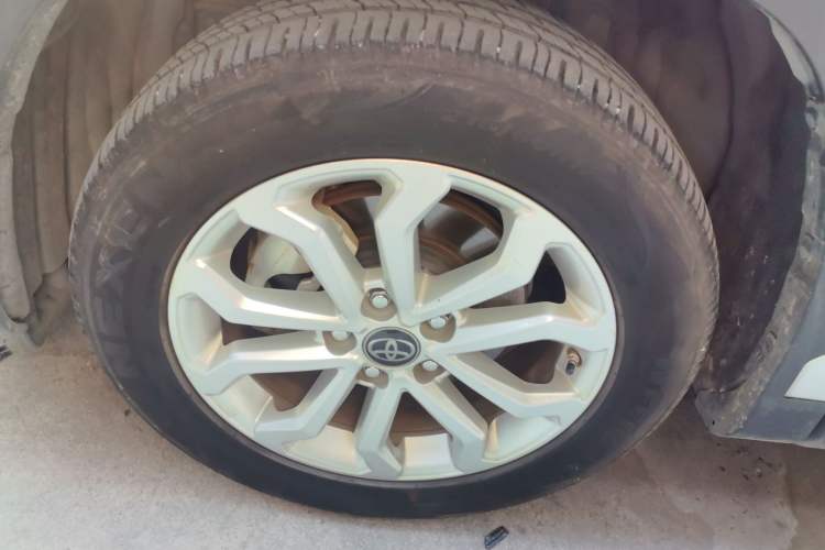 Used Toyota FRONTLANDER 2023 2.0L CVT Leading Edition Exterior 2