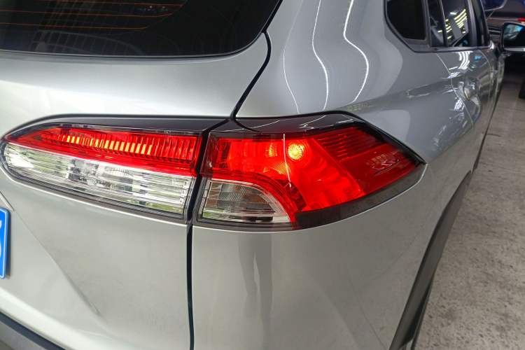 Used Toyota FRONTLANDER 2023 2.0L CVT Elite Edition Exterior 3