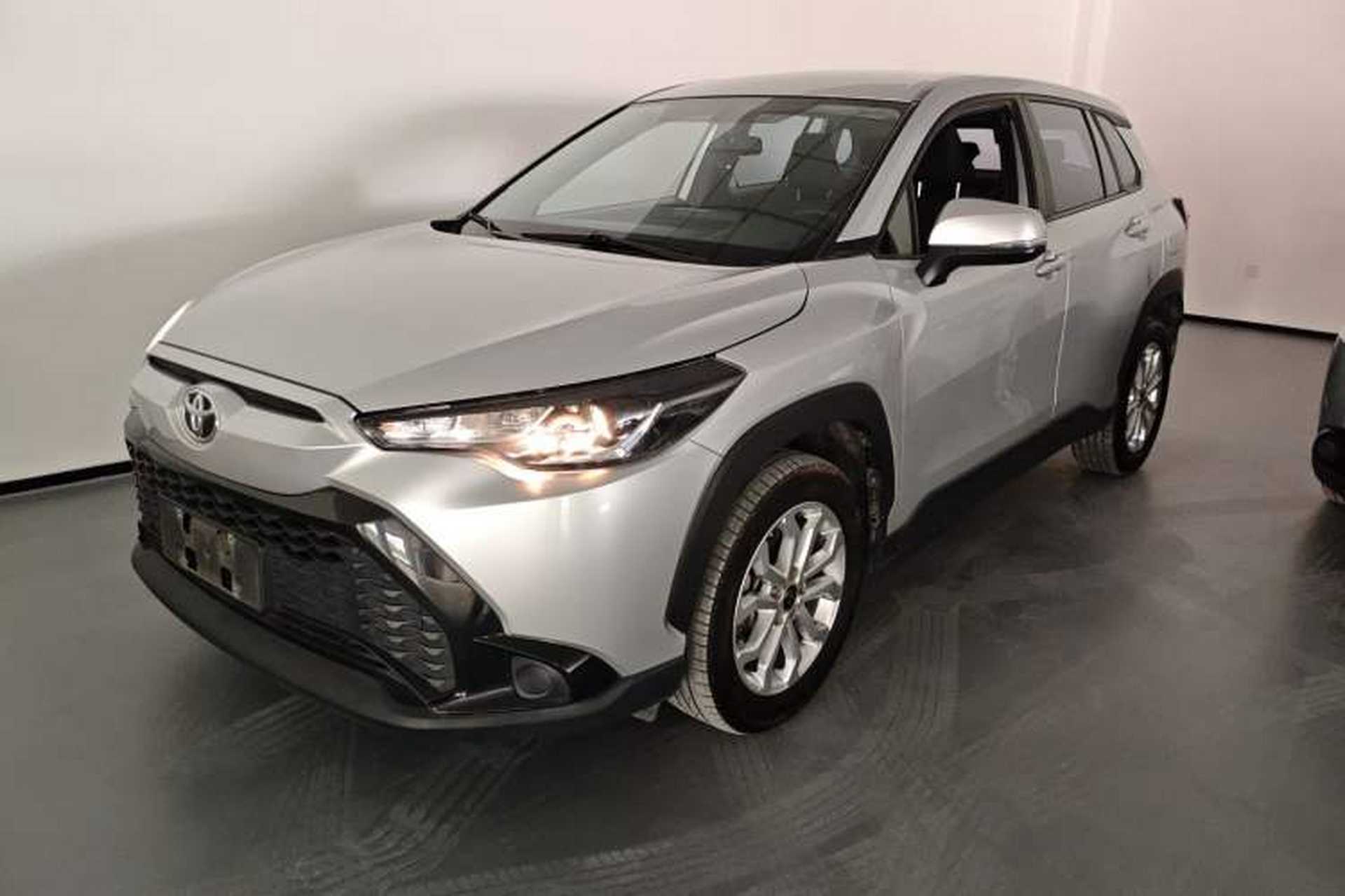 Used Toyota FRONTLANDER 2023 2.0L CVT Elite Edition Front Left 45 Deg