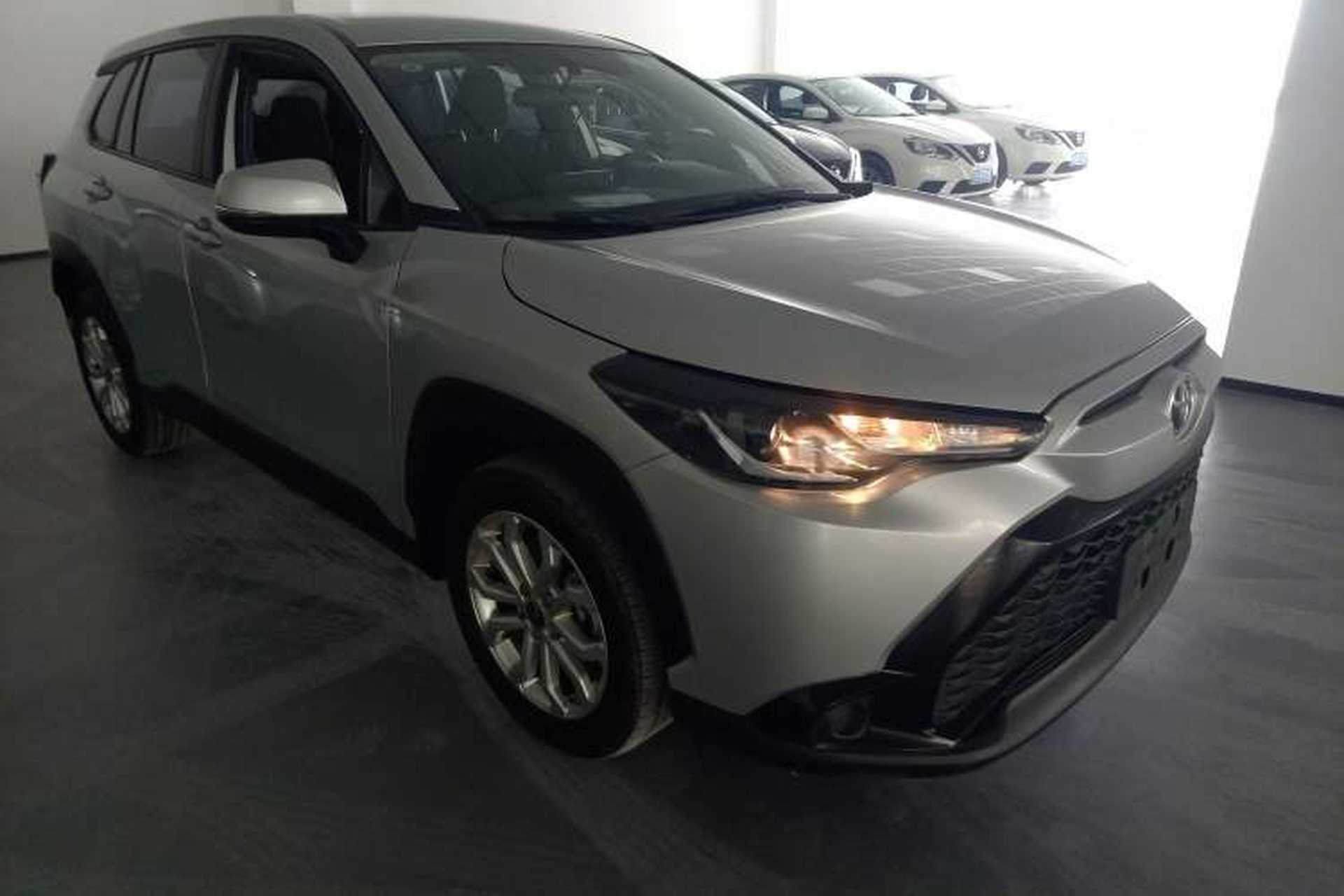 Used Toyota FRONTLANDER 2023 2.0L CVT Elite Edition Front Right 45 Deg
