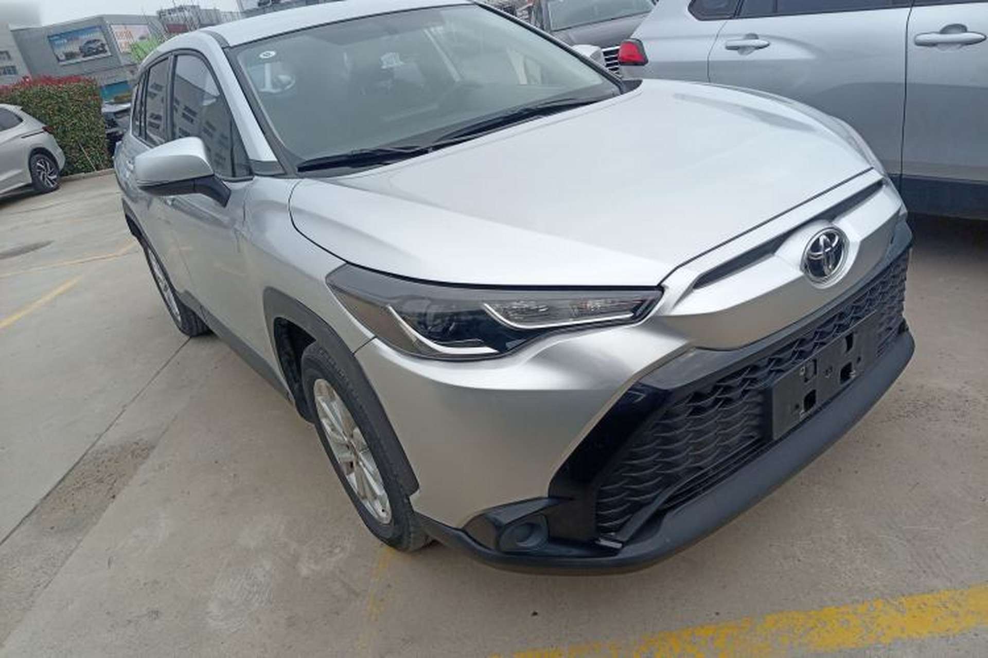 Used Toyota FRONTLANDER 2023 2.0L CVT Elite Edition Front Right 45 Deg