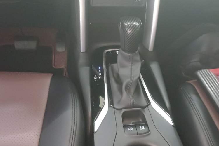 Used Toyota FRONTLANDER 2023 2.0L CVT Elite Edition Gear Lever