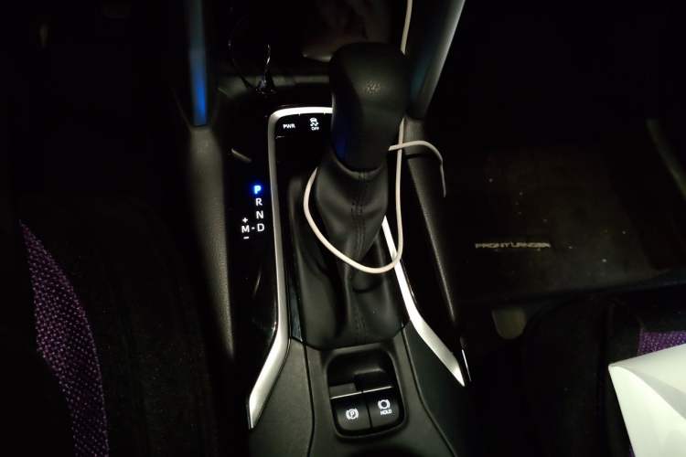 Used Toyota FRONTLANDER 2023 2.0L CVT Leading Edition Gear Lever