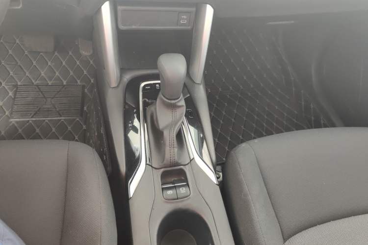 Used Toyota FRONTLANDER 2023 2.0L CVT Leading Edition Gear Lever
