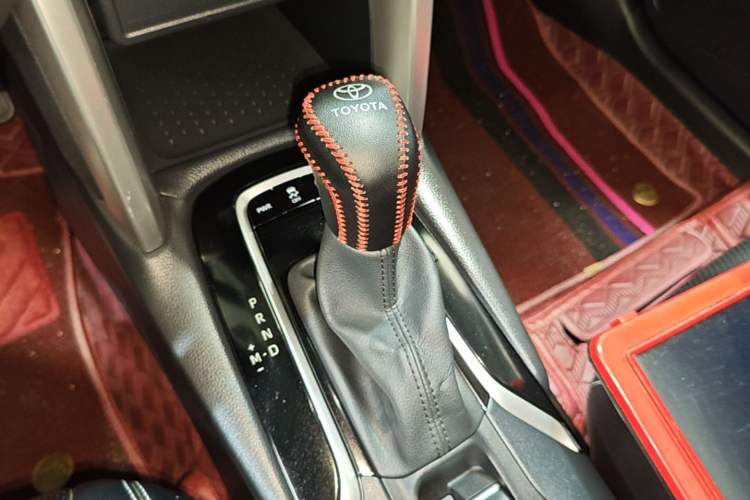 Used Toyota FRONTLANDER 2023 2.0L CVT Leading Edition Gear Lever