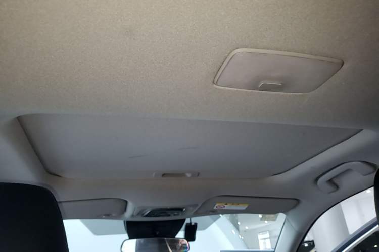 Used Toyota FRONTLANDER 2023 2.0L Smart Electric Hybrid Dual-Engine Leading Edition Headliner