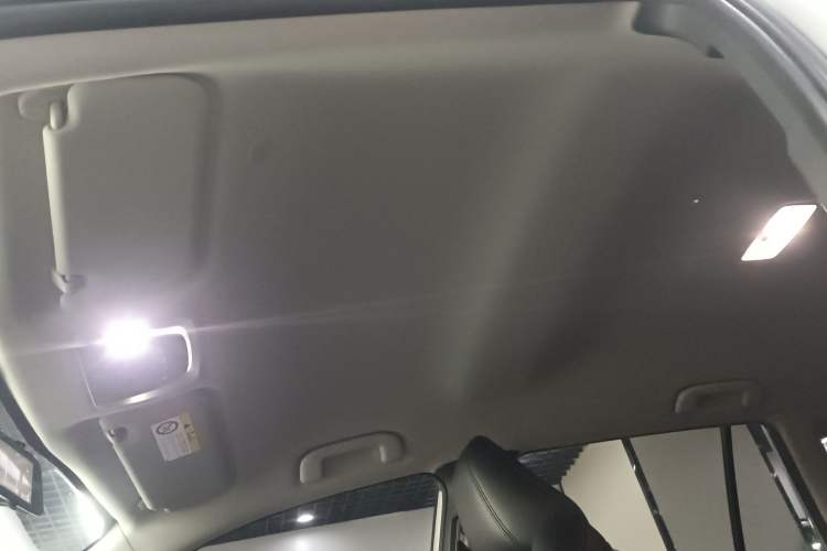 Used Toyota FRONTLANDER 2023 2.0L CVT Elite Edition Headliner