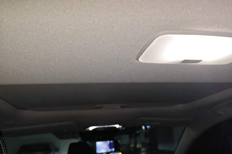 Used Toyota FRONTLANDER 2023 2.0L Smart Electric Hybrid Dual-Engine Luxury Edition Headliner