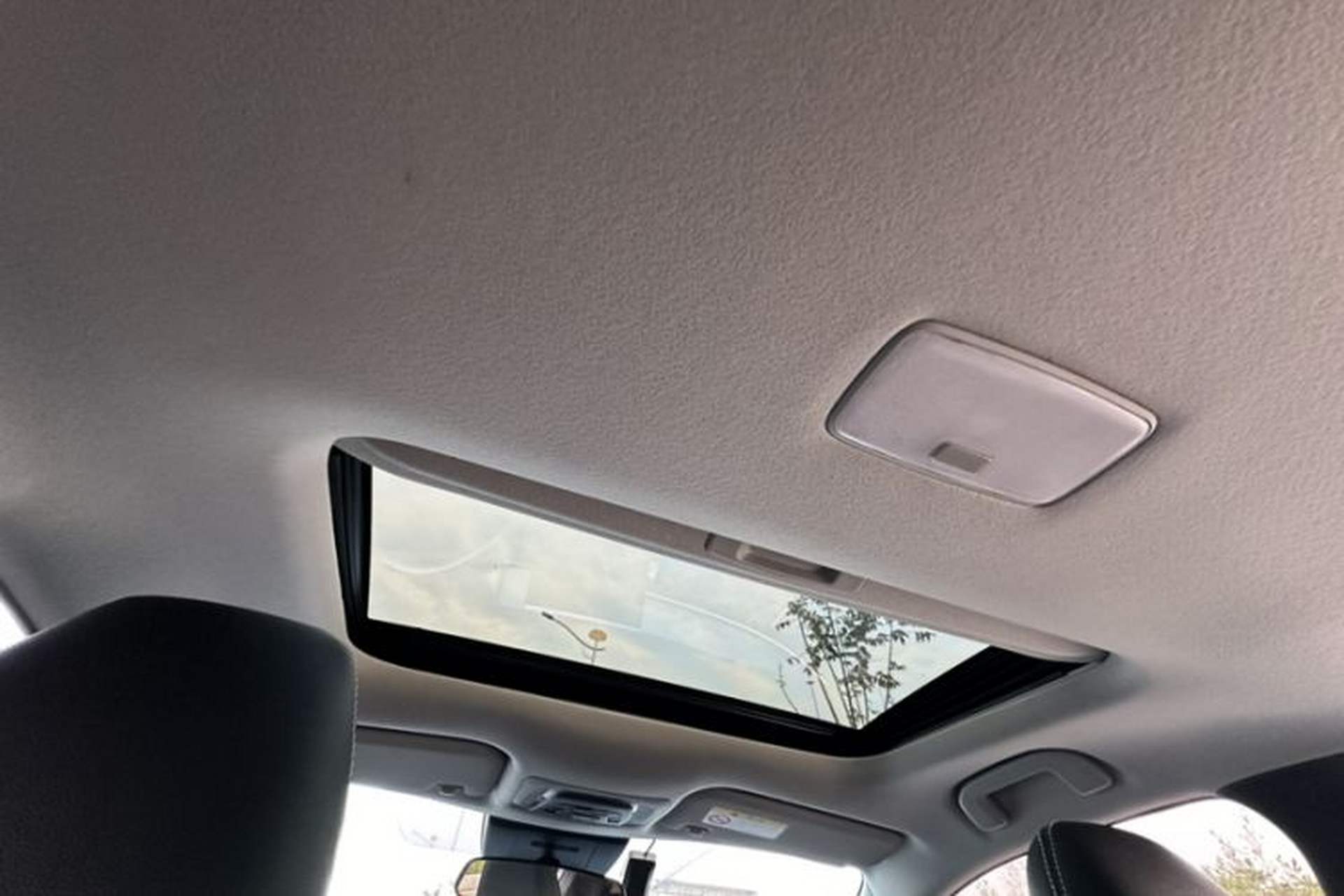 Used Toyota FRONTLANDER 2023 2.0L Smart Electric Hybrid Dual-Engine Leading Edition Headliner