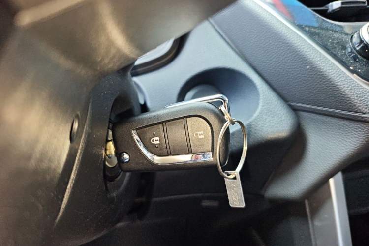 Used Toyota FRONTLANDER 2023 2.0L CVT Elite Edition Interior 1
