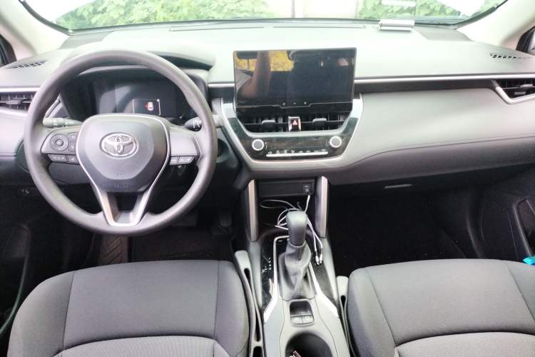 Used Toyota FRONTLANDER 2023 2.0L CVT Elite Edition Interior 2