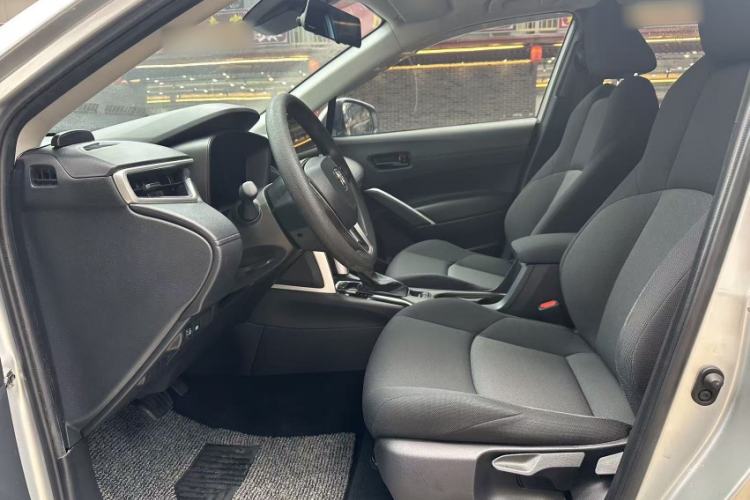 Used Toyota FRONTLANDER 2023 2.0L CVT Leading Edition Interior 2