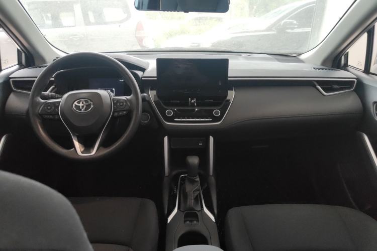 Used Toyota FRONTLANDER 2023 2.0L CVT Leading Edition Interior 2