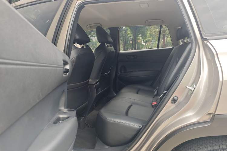 Used Toyota FRONTLANDER 2023 2.0L CVT Elite Edition Interior 3