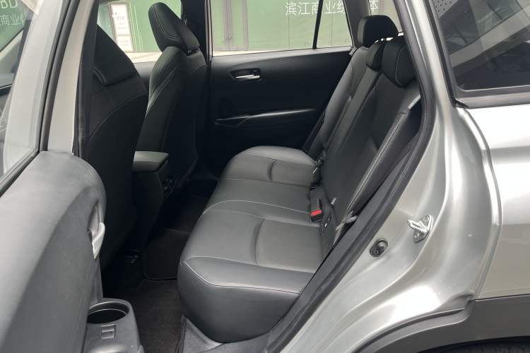 Used Toyota FRONTLANDER 2023 2.0L CVT Luxury Edition Interior 4