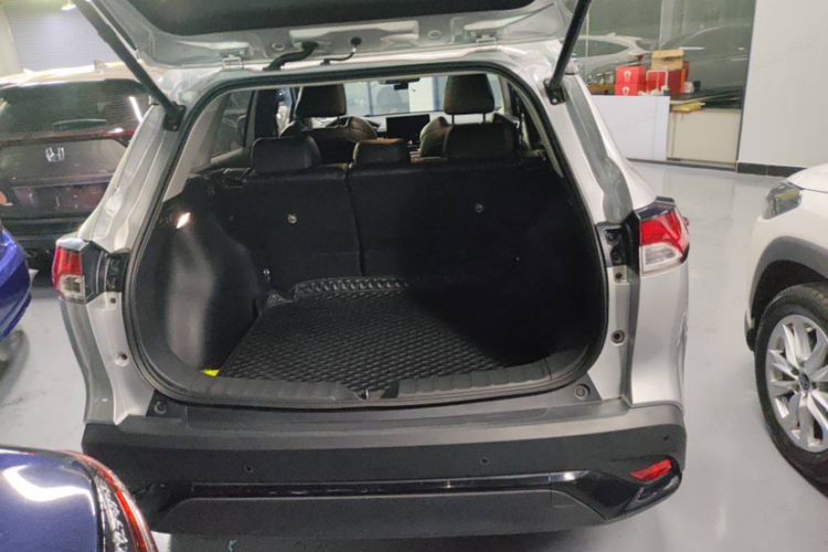 Used Toyota FRONTLANDER 2023 2.0L Smart Electric Hybrid Dual-Engine Leading Edition Interior 5