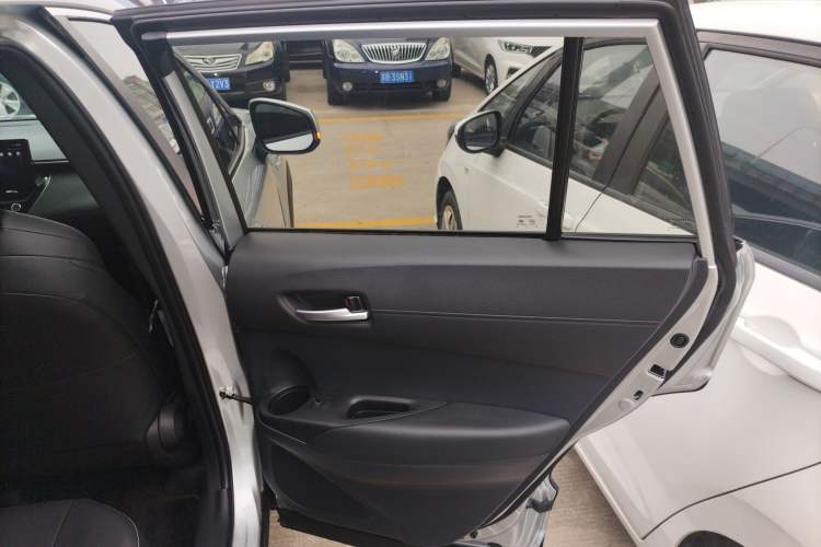 Used Toyota FRONTLANDER 2023 2.0L Smart Electric Hybrid Dual-Engine Luxury Edition Interior 5