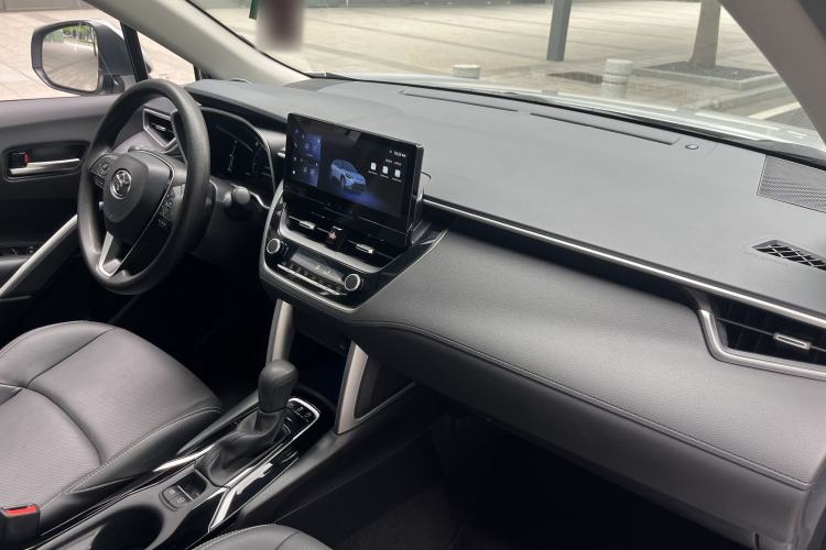 Used Toyota FRONTLANDER 2023 2.0L CVT Luxury Edition Interior 5