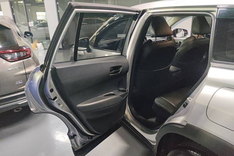 Used Toyota FRONTLANDER 2023 2.0L Smart Electric Hybrid Dual-Engine Leading Edition Interior 6