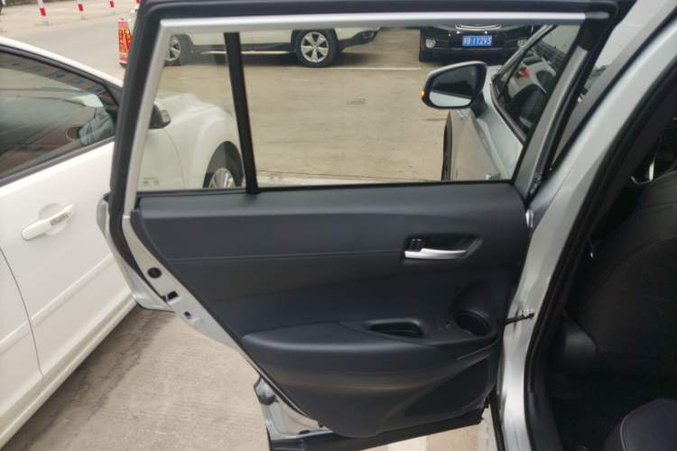 Used Toyota FRONTLANDER 2023 2.0L Smart Electric Hybrid Dual-Engine Luxury Edition Interior 7