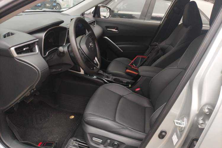 Used Toyota FRONTLANDER 2023 2.0L Smart Electric Hybrid Dual-Engine Luxury Edition Left Front Seat