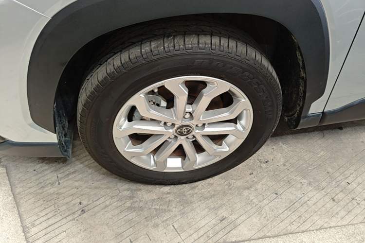 Used Toyota FRONTLANDER 2023 2.0L CVT Leading Edition Left Front Wheel Hub