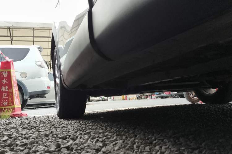 Used Toyota FRONTLANDER 2023 2.0L Smart Electric Hybrid Dual-Engine Leading Edition Left Side Sill
