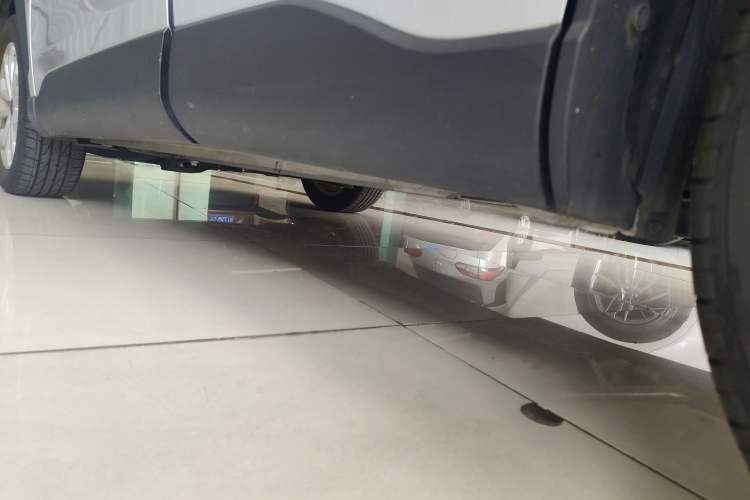 Used Toyota FRONTLANDER 2023 2.0L CVT Elite Edition Left Side Sill