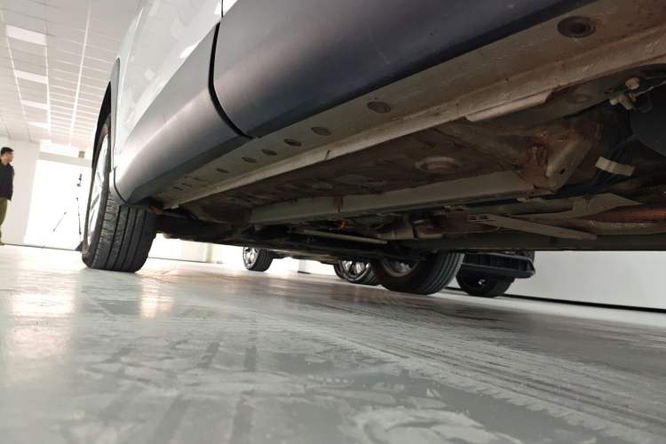 Used Toyota FRONTLANDER 2023 2.0L CVT Elite Edition Left Side Sill