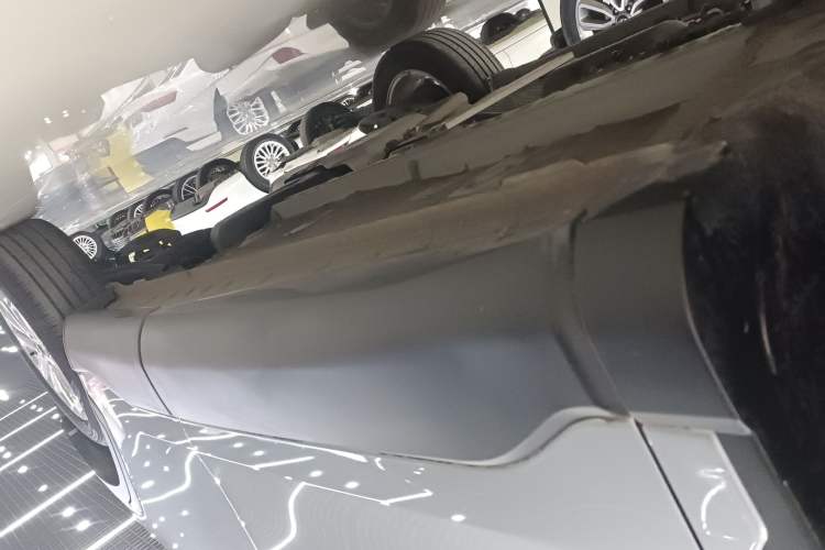 Used Toyota FRONTLANDER 2023 2.0L CVT Elite Edition Left Side Sill