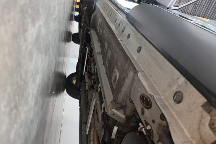 Used Toyota FRONTLANDER 2023 2.0L CVT Elite Edition Left Side Sill