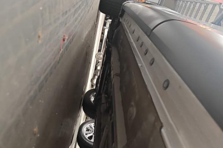 Used Toyota FRONTLANDER 2023 2.0L CVT Leading Edition Left Side Sill
