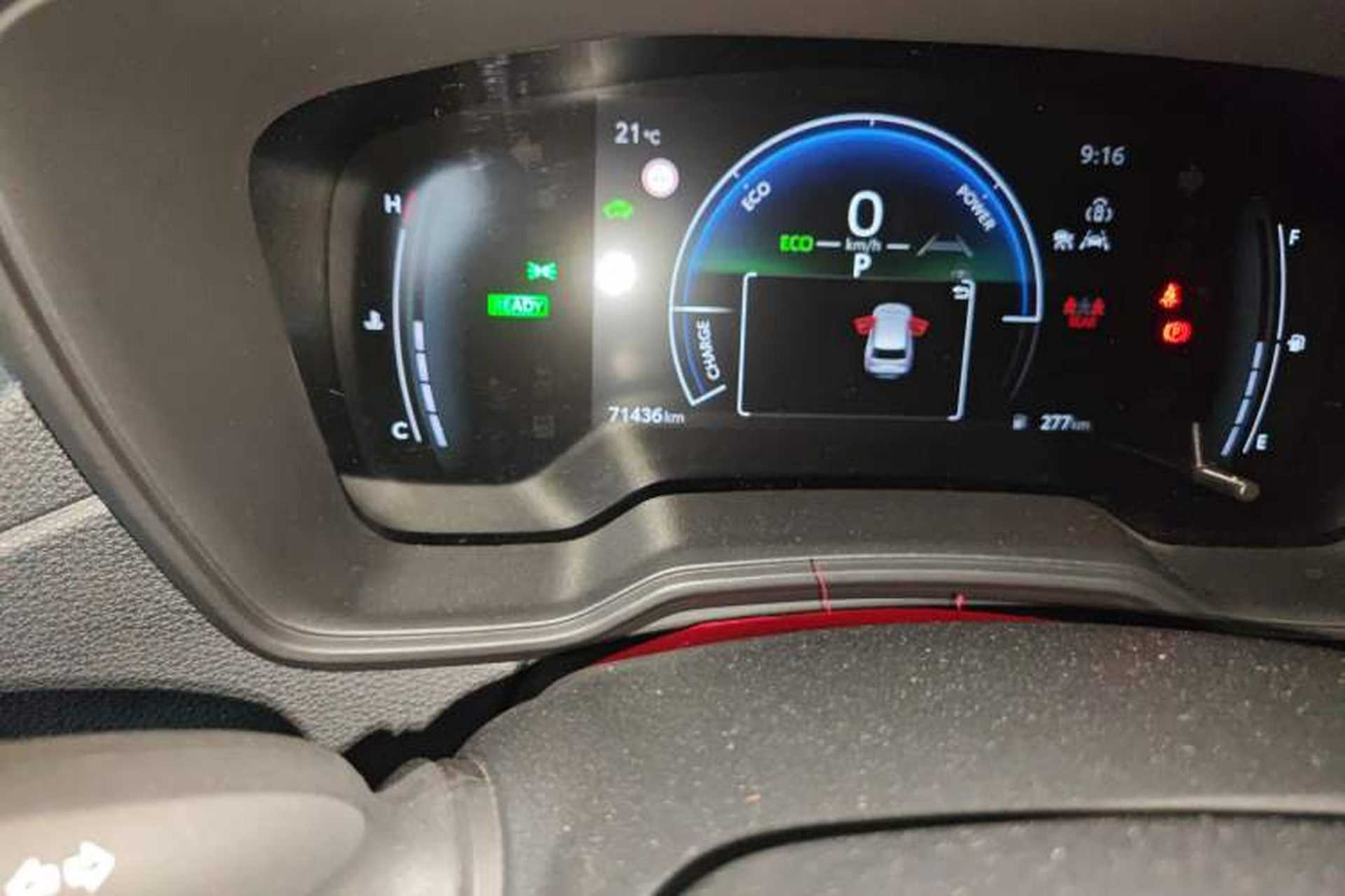 Used Toyota FRONTLANDER 2023 2.0L Smart Electric Hybrid Dual-Engine Leading Edition Odometer Close Up