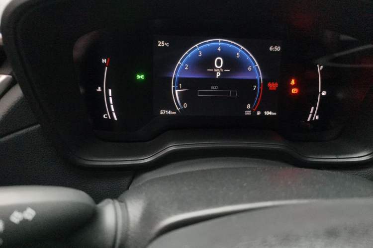 Used Toyota FRONTLANDER 2023 2.0L CVT Elite Edition Odometer Close Up