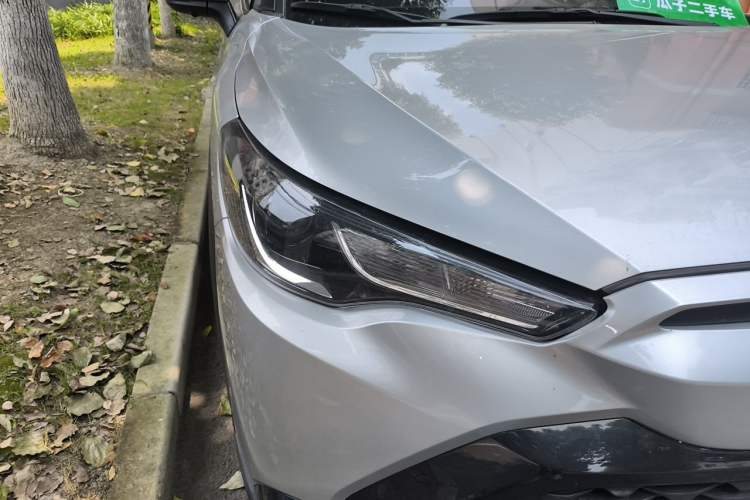 Used Toyota FRONTLANDER 2023 2.0L Smart Electric Hybrid Dual-Engine Leading Edition Right Front Headlight