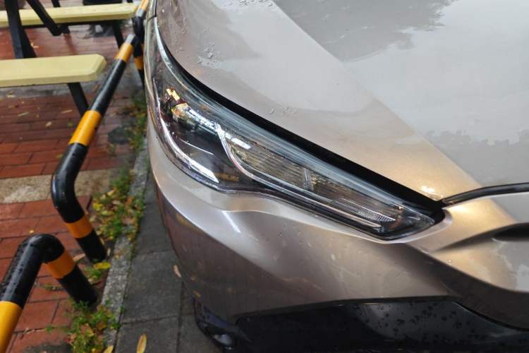 Used Toyota FRONTLANDER 2023 2.0L CVT Leading Edition Right Front Headlight