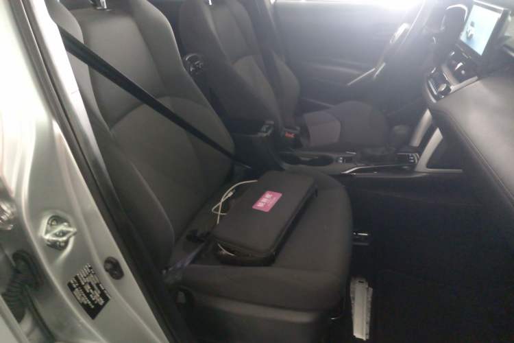 Used Toyota FRONTLANDER 2023 2.0L CVT Elite Edition Right Front Seat