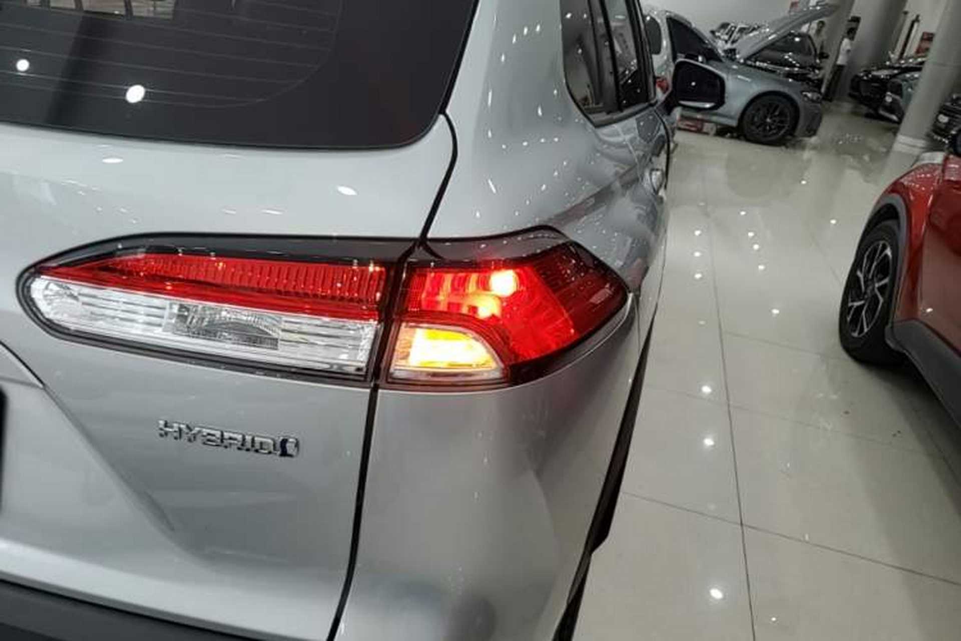 Used Toyota FRONTLANDER 2023 2.0L Smart Electric Hybrid Dual-Engine Leading Edition Right Rear Taillight
