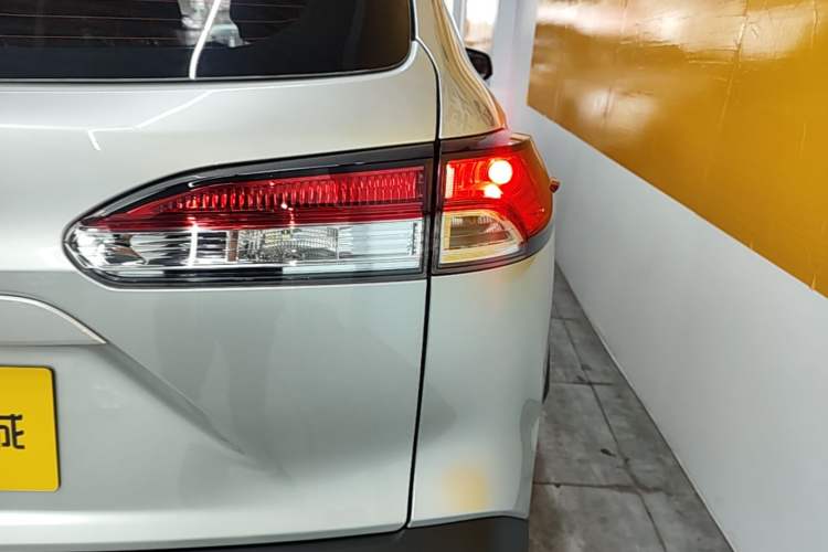 Used Toyota FRONTLANDER 2023 2.0L CVT Elite Edition Right Rear Taillight