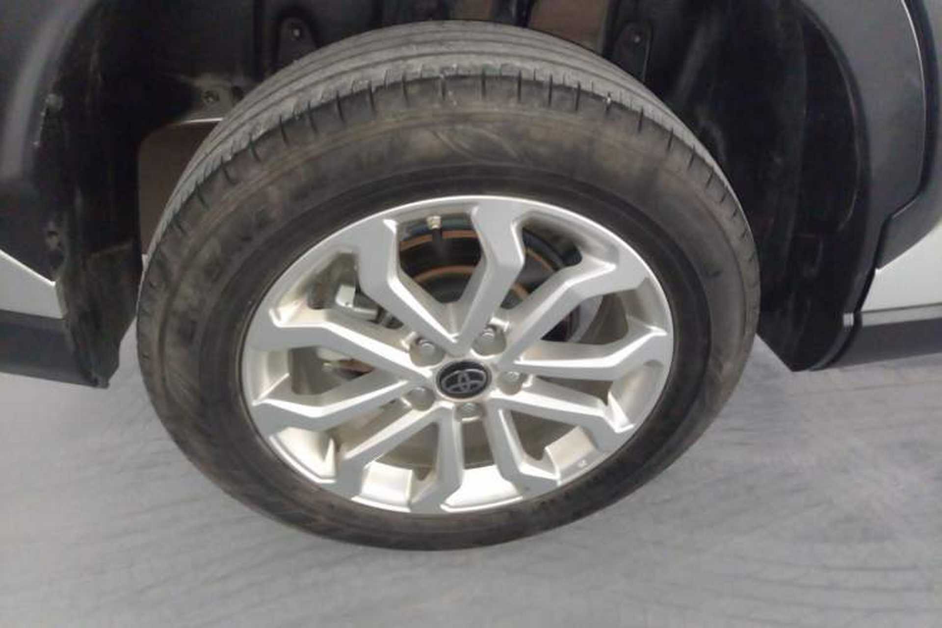 Used Toyota FRONTLANDER 2023 2.0L CVT Elite Edition Right Rear Wheel Hub