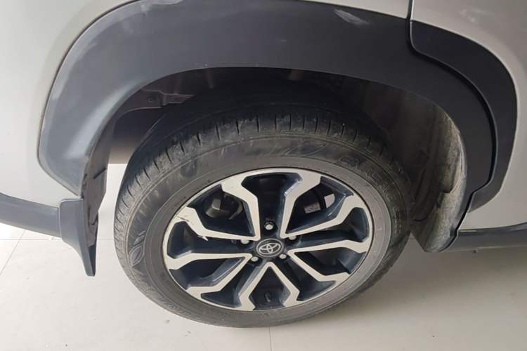 Used Toyota FRONTLANDER 2023 2.0L CVT Luxury Edition Right Rear Wheel Hub