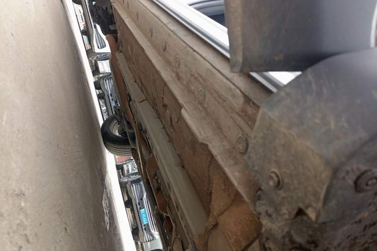 Used Toyota FRONTLANDER 2023 2.0L CVT Elite Edition Right Side Sill